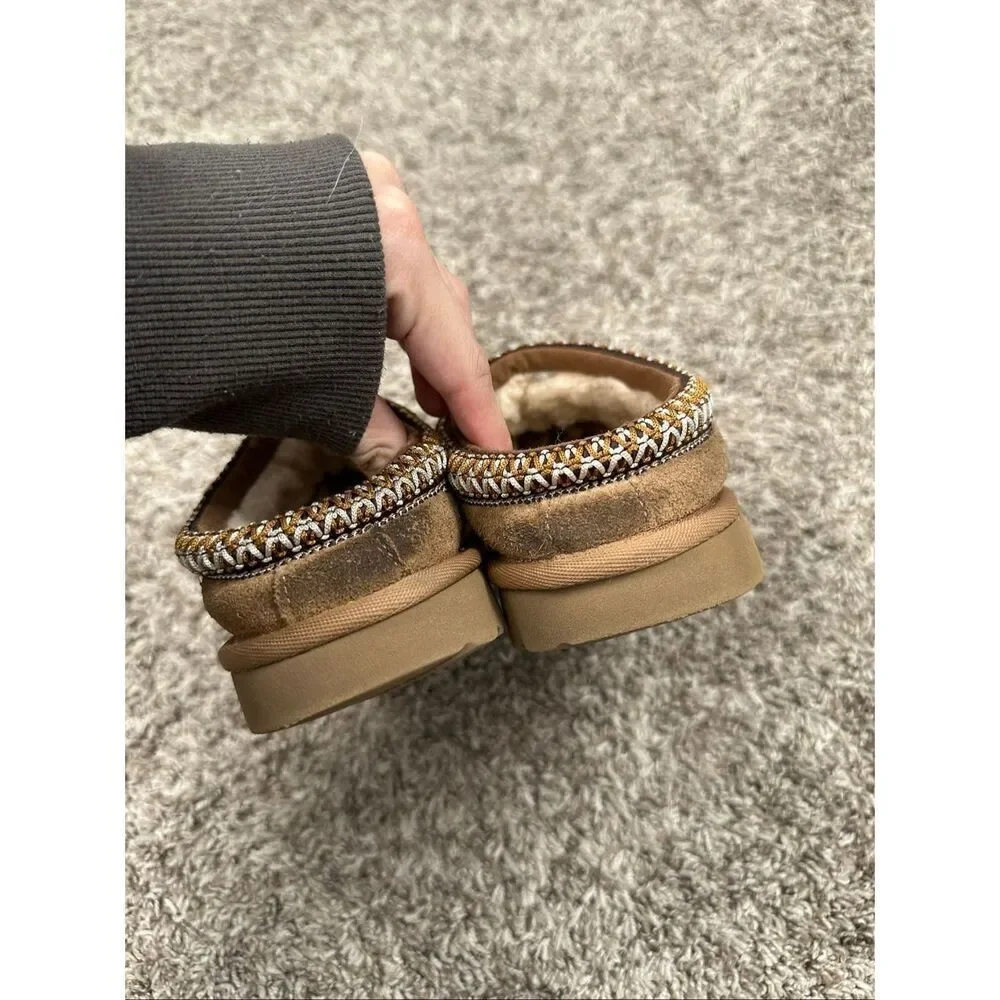 UGG Tasman Slippers Kids Youth 1Y Chestnut Light Brown Fur Lined Suede Slip On